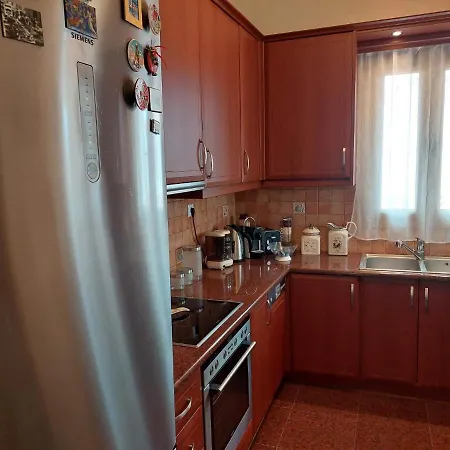 Kalypso F Hébergement de vacances Eleonas