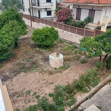 Kalypso F Hébergement de vacances Eleonas