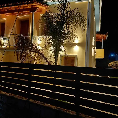 Kalypso F Hébergement de vacances Eleonas