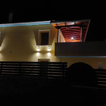 Vakantiehuis Kalypso F *